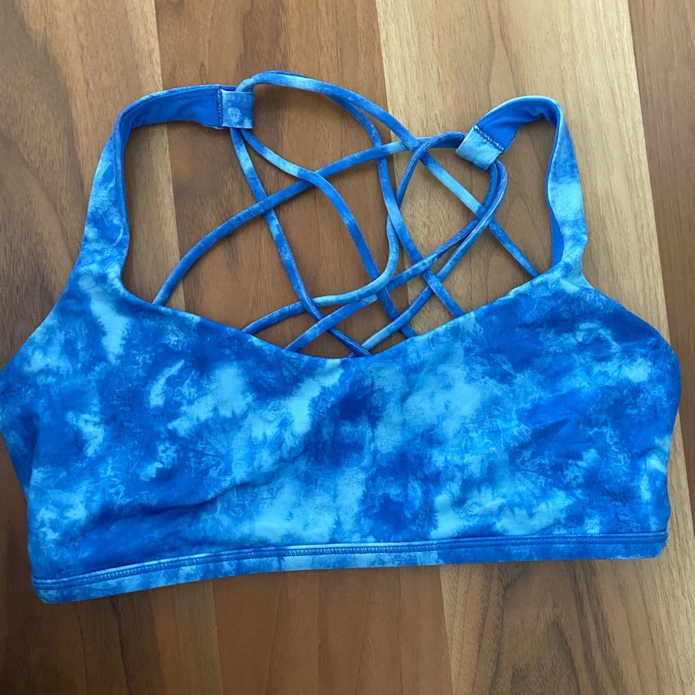 Lululemon Free to Be Bra in Blue size 10